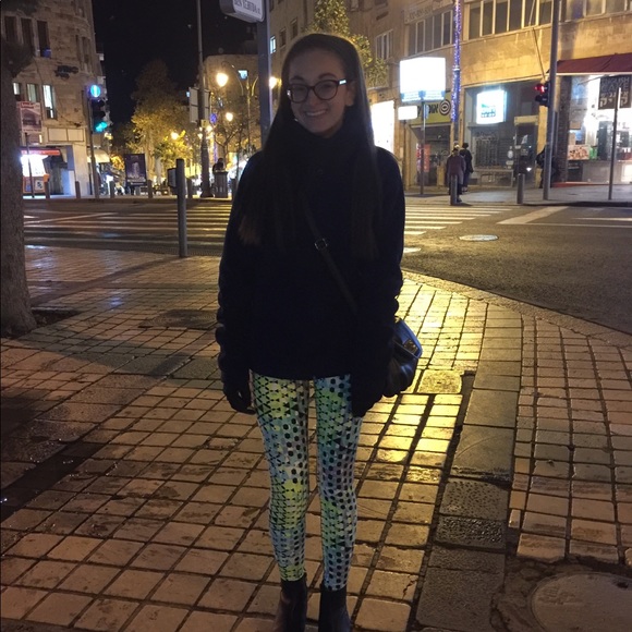 Meet your Posher, Sarah - Picture 4 of 4